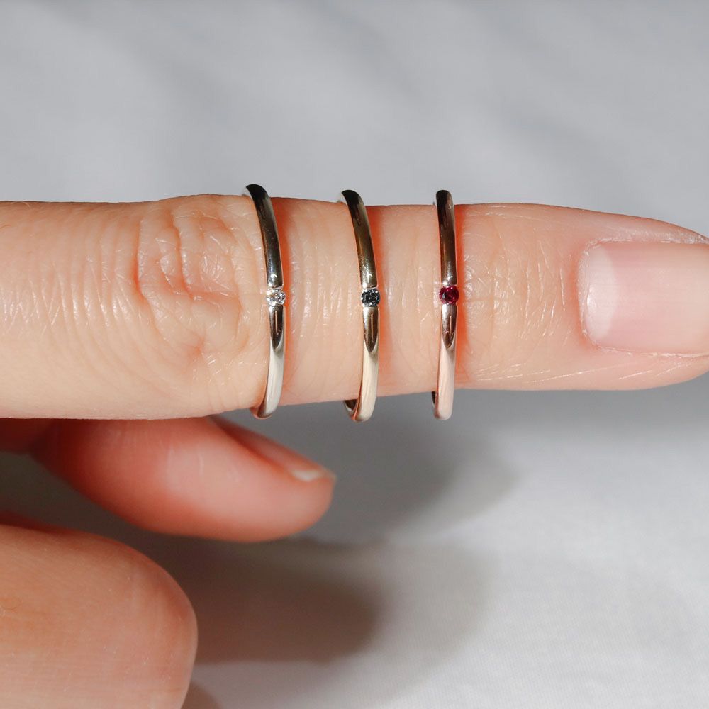 싱글 스톤 슬림 링 랩 다이아 반지 1.5미리 레이어드 여자 친구 생일 기념일 선물 18K - 상세 이미지 4