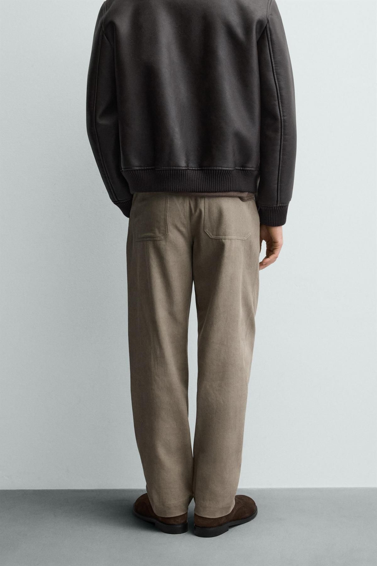 자라 워시드 테크니컬 코튼 레귤러핏 치노 팬츠 4391/424 CAMEL - 상세 이미지 4