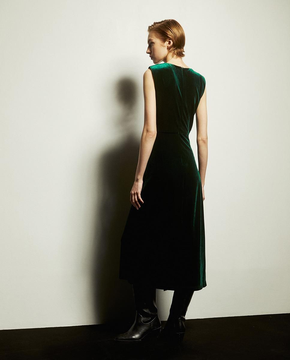 스페라 벨벳 메탈 버클 미디 원피스 58462106673 VERDE OSCURO - 상세 이미지 4
