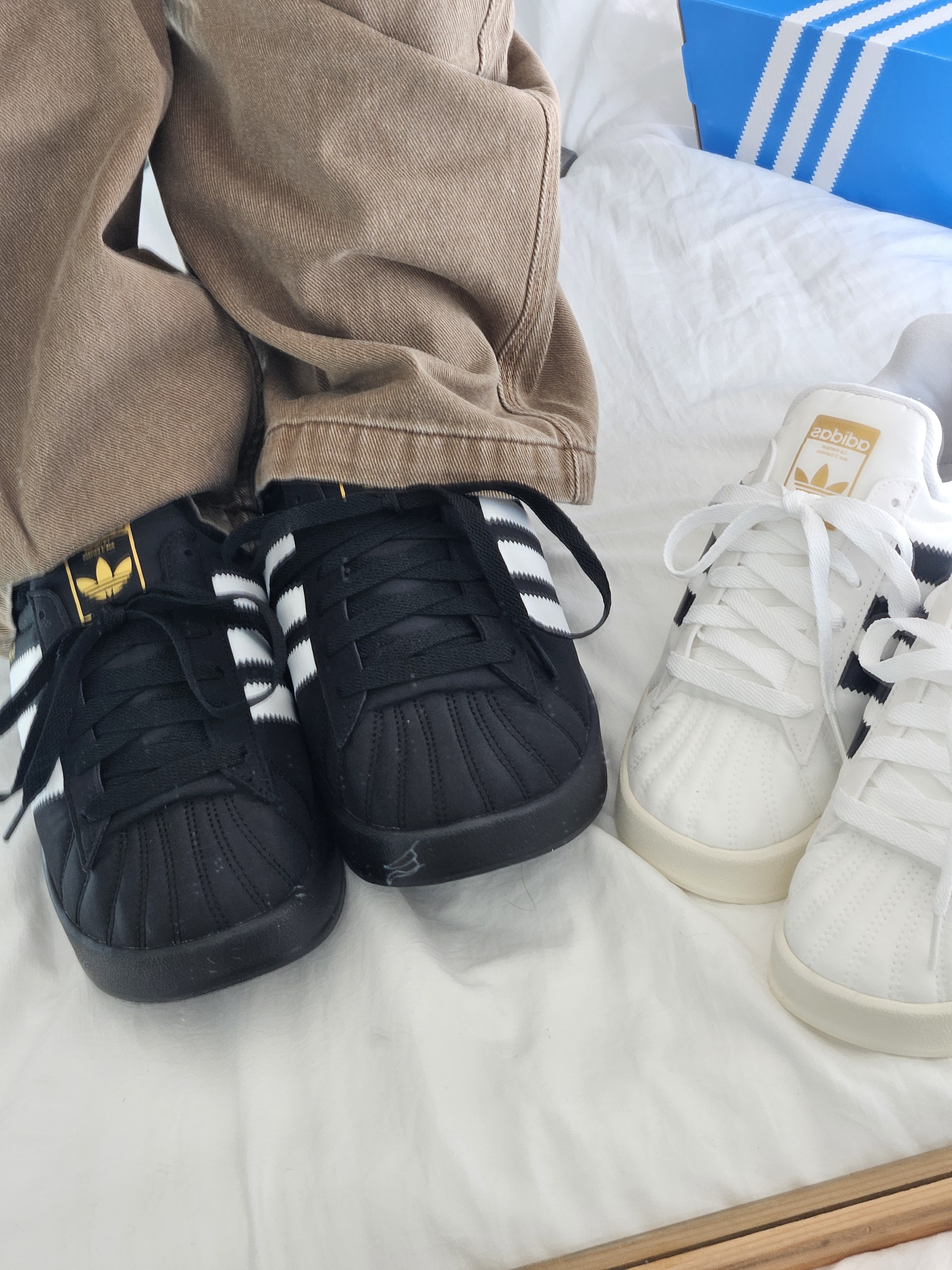 아디다스 패딩 스니커즈 슈퍼스타 삼바 홈 블랙 화이트 IH5502 IE1435 - 상세 이미지 3