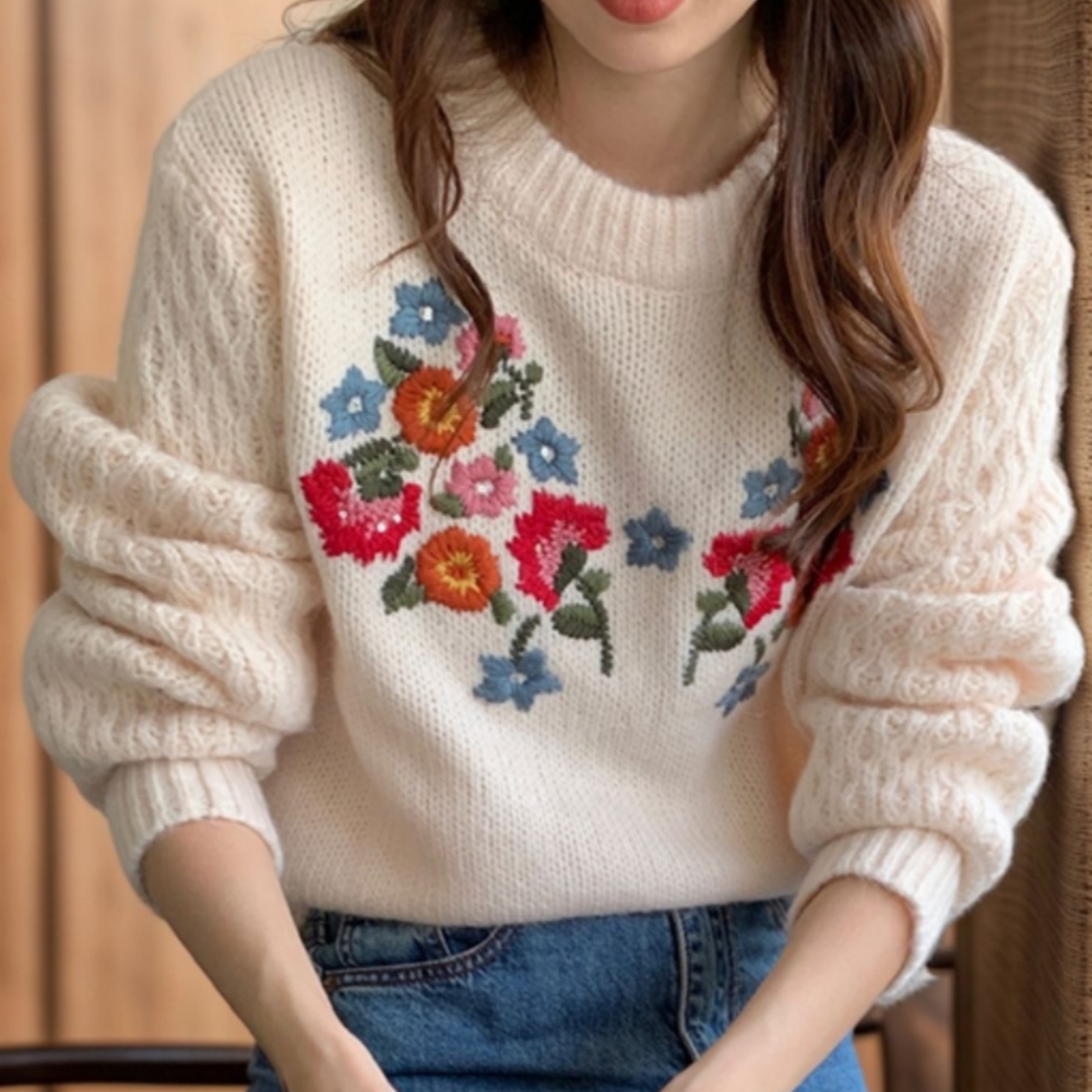 플라워니트 자수 레이어드 여리 겨울 연말 크리스마스 스웨터 - 메인 이미지