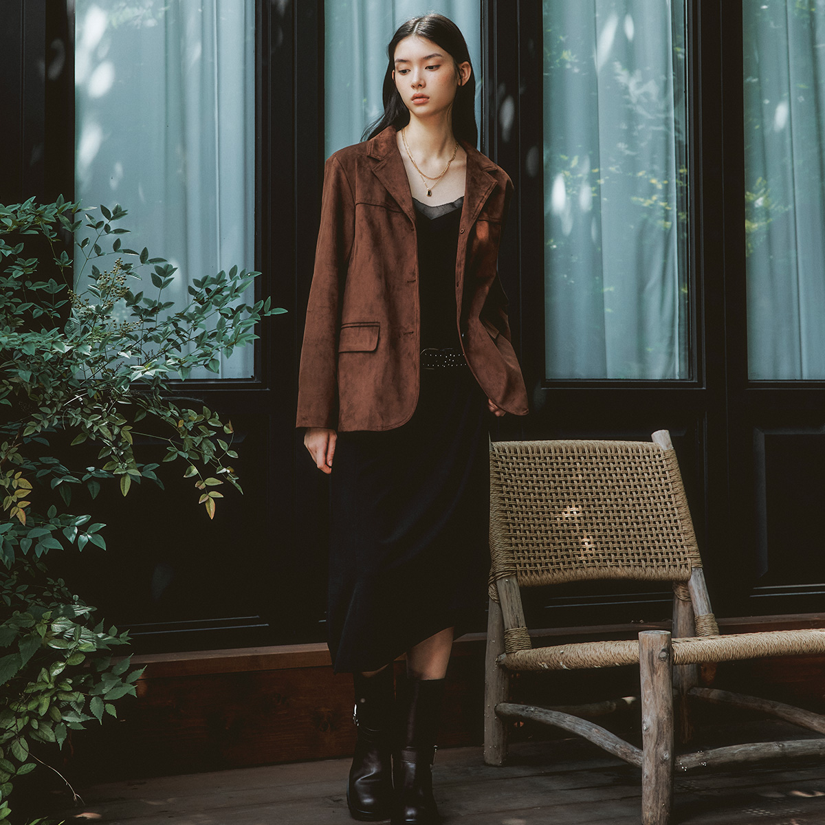 로엠 테일러드 페이크 스웨이드 자켓 RMJKF4TR99 제품 이미지