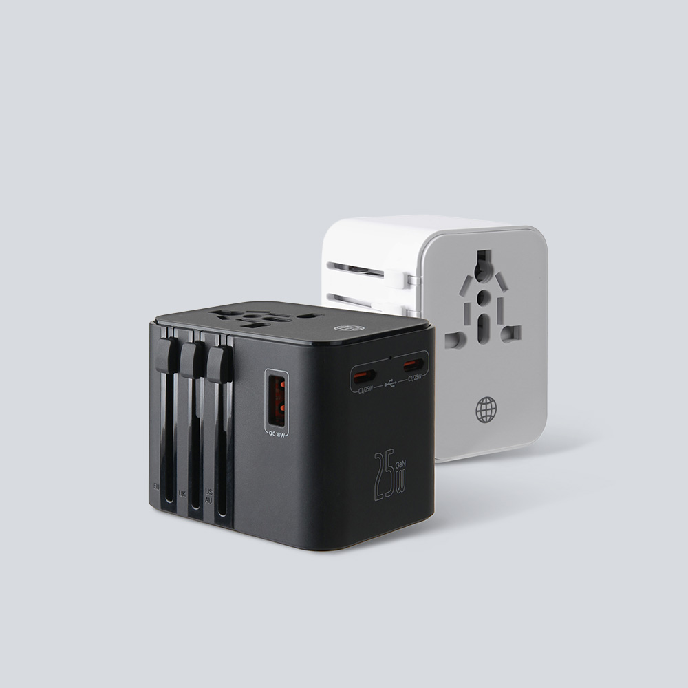 아이정 여행용 멀티어댑터 전세계 호환 25W 고속충전 USB & C타입포트 어댑터 제품 이미지