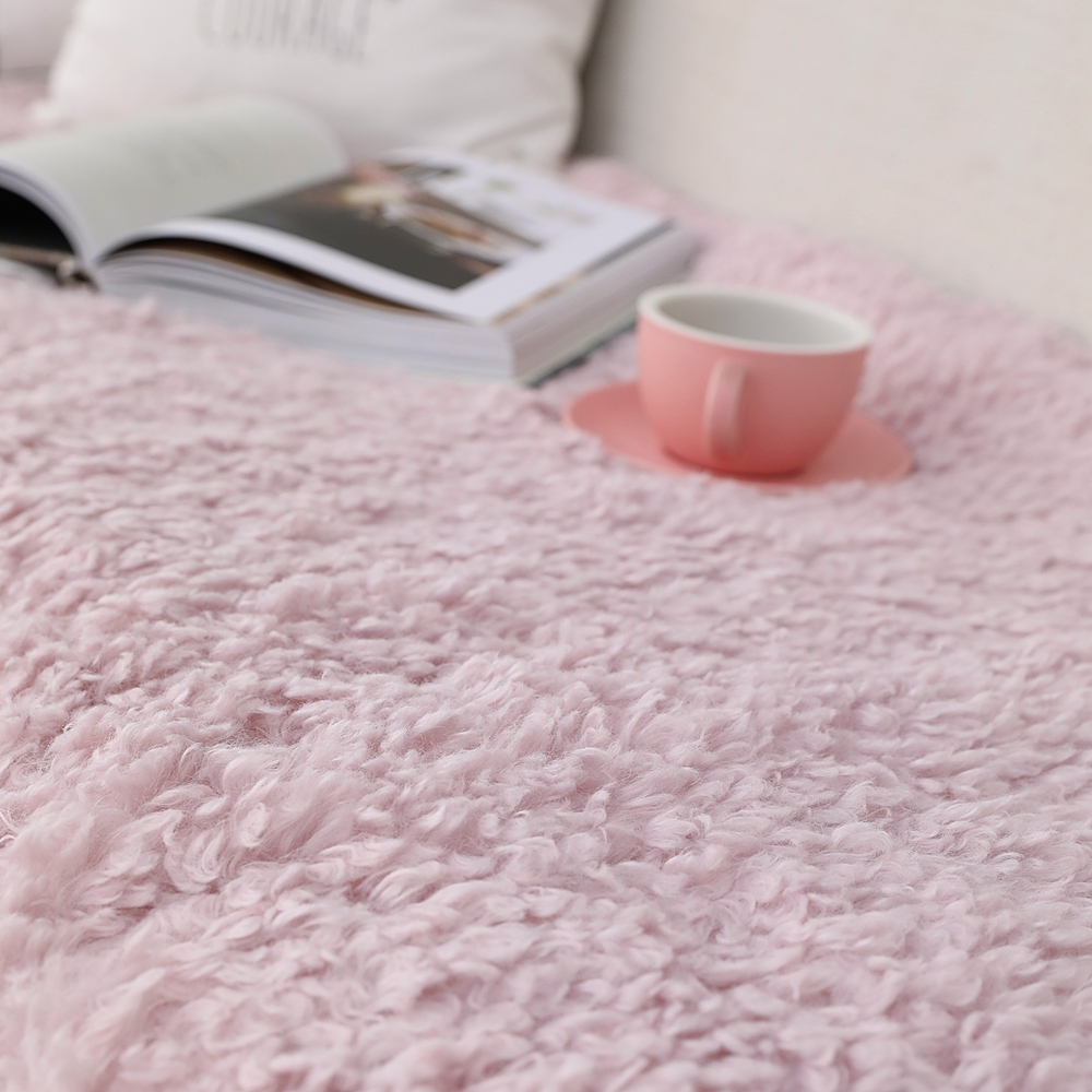 나라데코 30mm 양털 극세사 겨울 돌 쇼파패드 3인용 65x180