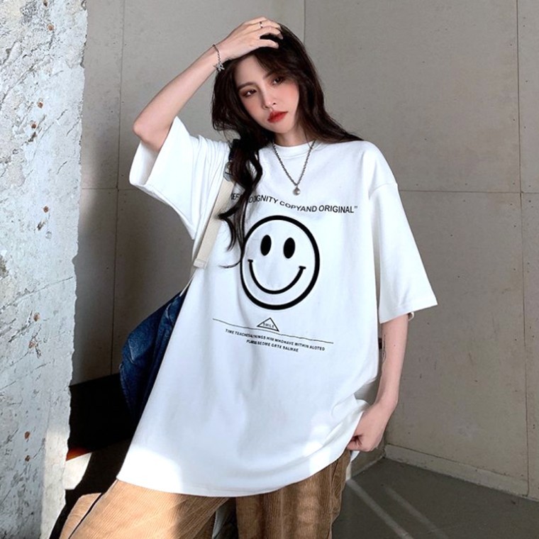 틴틴 미소 프린팅 오버핏 반팔티 SD-250407 - 상품 이미지