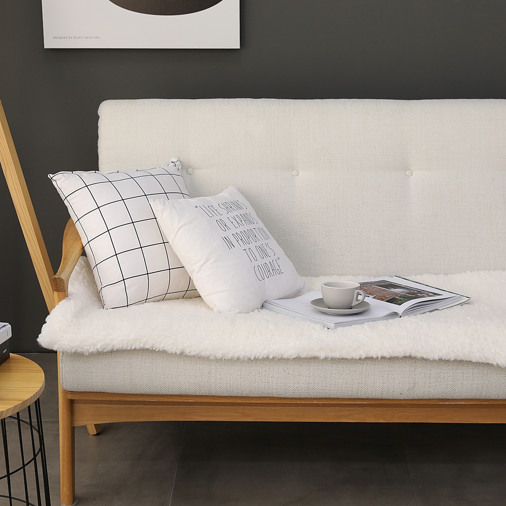 나라데코 30mm 양털 극세사 겨울 돌 쇼파패드 3인용 65x180