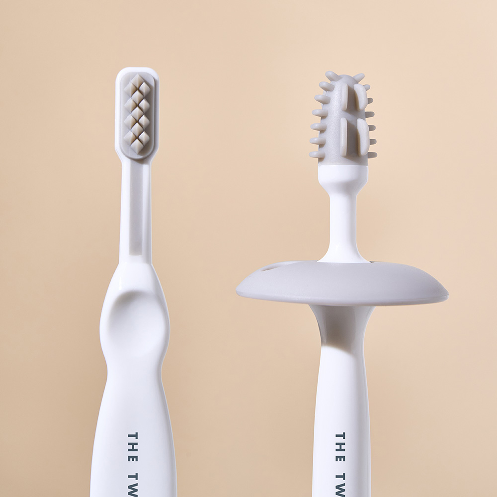 더트웰브 아기칫솔 2개입 1단계 실리콘 유아 돌아기 6개월