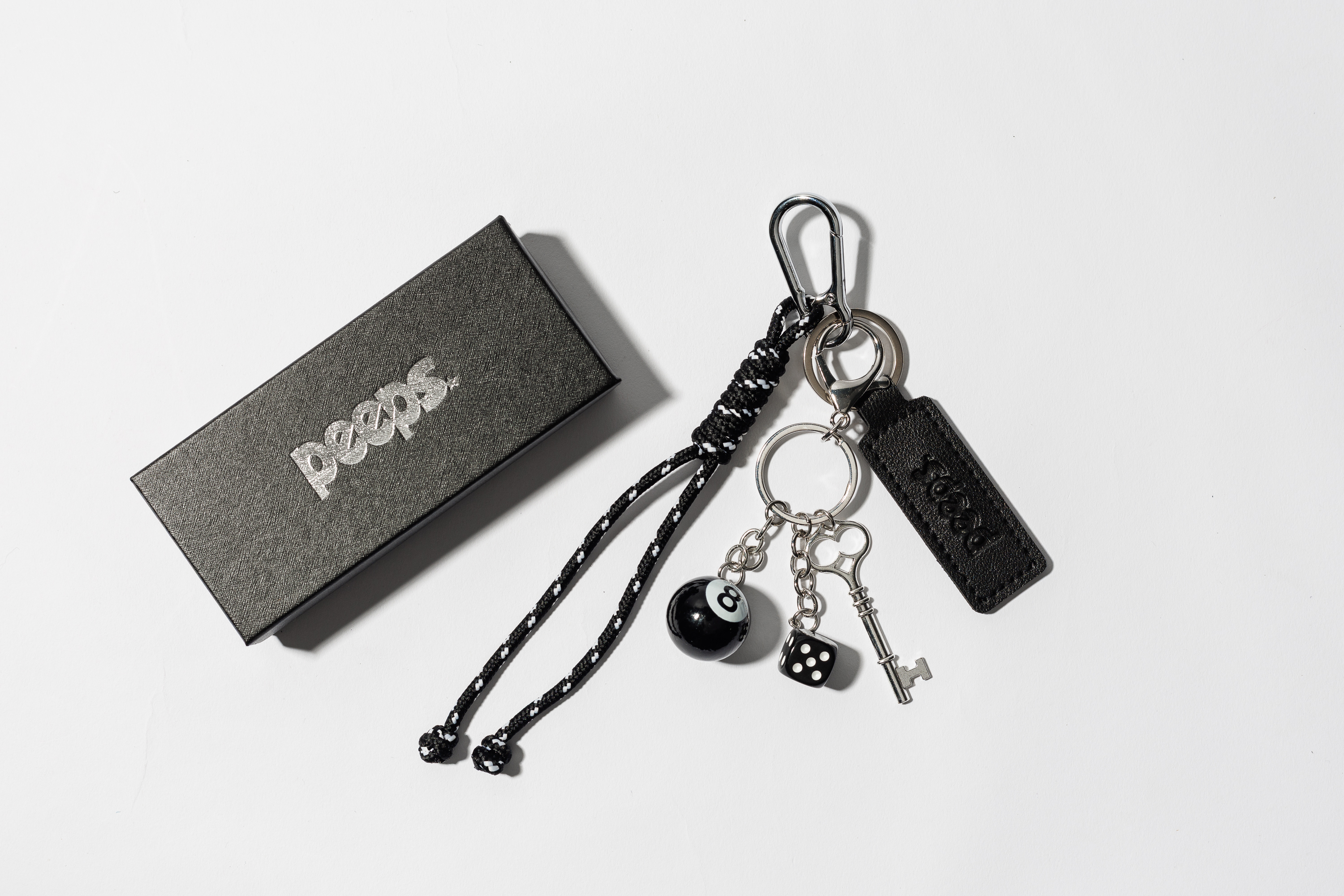 PEEPS 8-Ball Lucky Keyring(A/B) 가방 바지키링