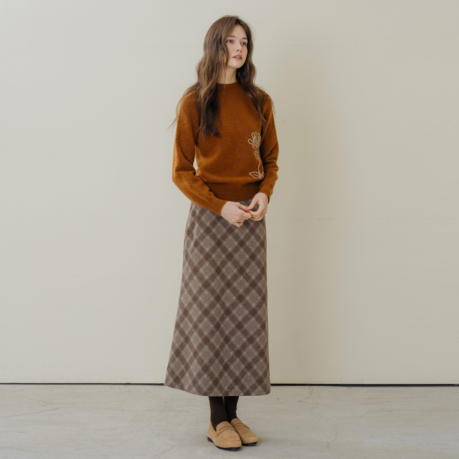 웜 텍스처 체크 플레어 머메이드 롱 스커트 (BEIGE, 2 SIZE) - 상세 이미지 3