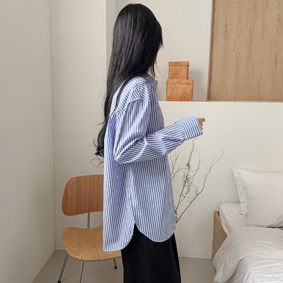 어반트 여성 세미 오버핏 스트라이프 긴팔 셔츠 - 상세 이미지 3