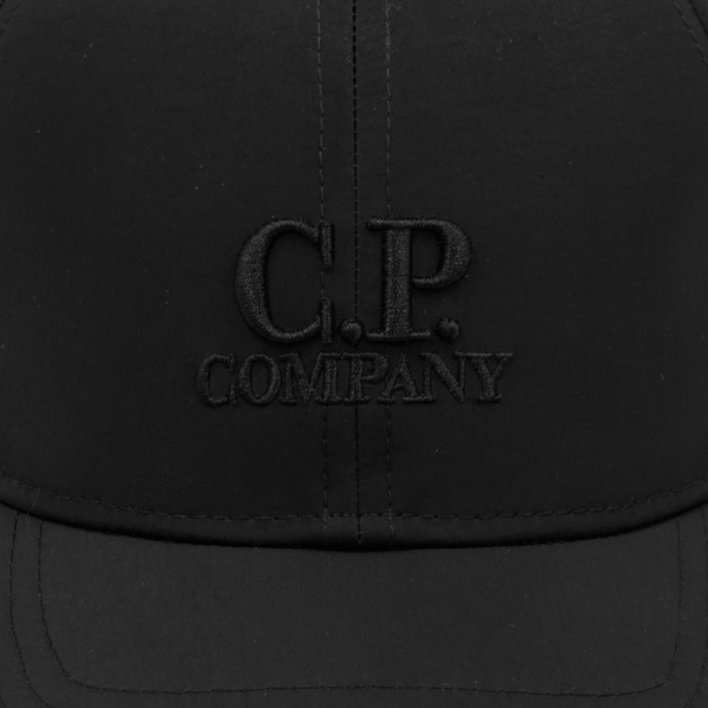 CP컴퍼니 개버딘 로고 자수 볼캡 18CMAC282A 006288A 999 (2025 S/S) - 상세 이미지 4