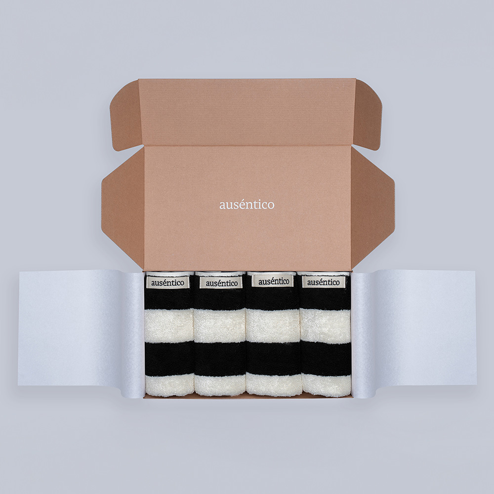 오센티코 페이스타올 선물세트 210g, 느와르블랙, 4장 - 상품 이미지