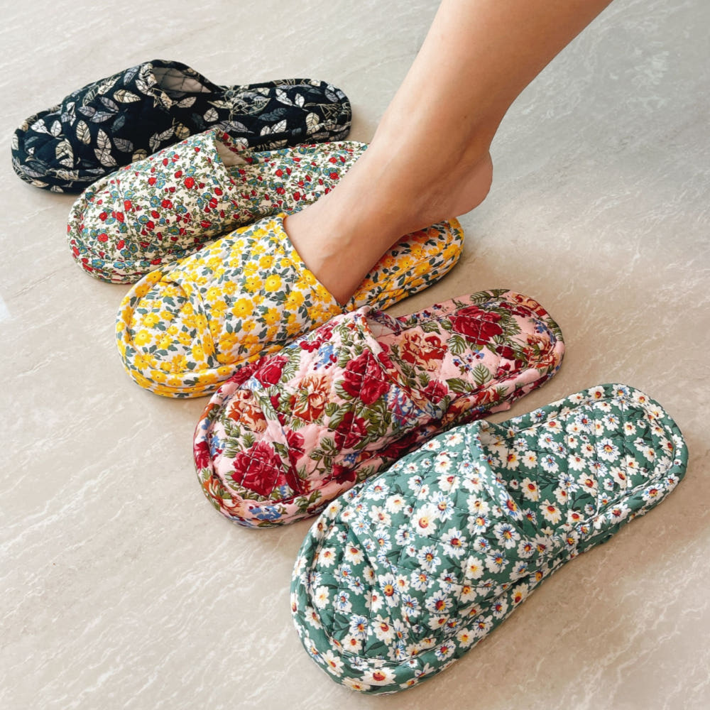 1. 거실화 3중 쿠..