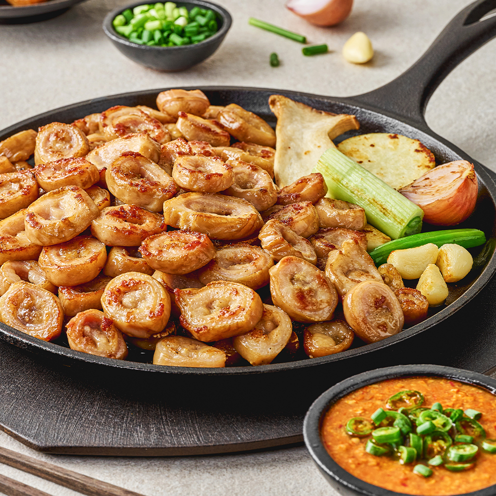마미레 돼지 막창구이 300g 훈제초벌 직화의 풍미 그대로 막창 250g+소스50g - 상품 이미지