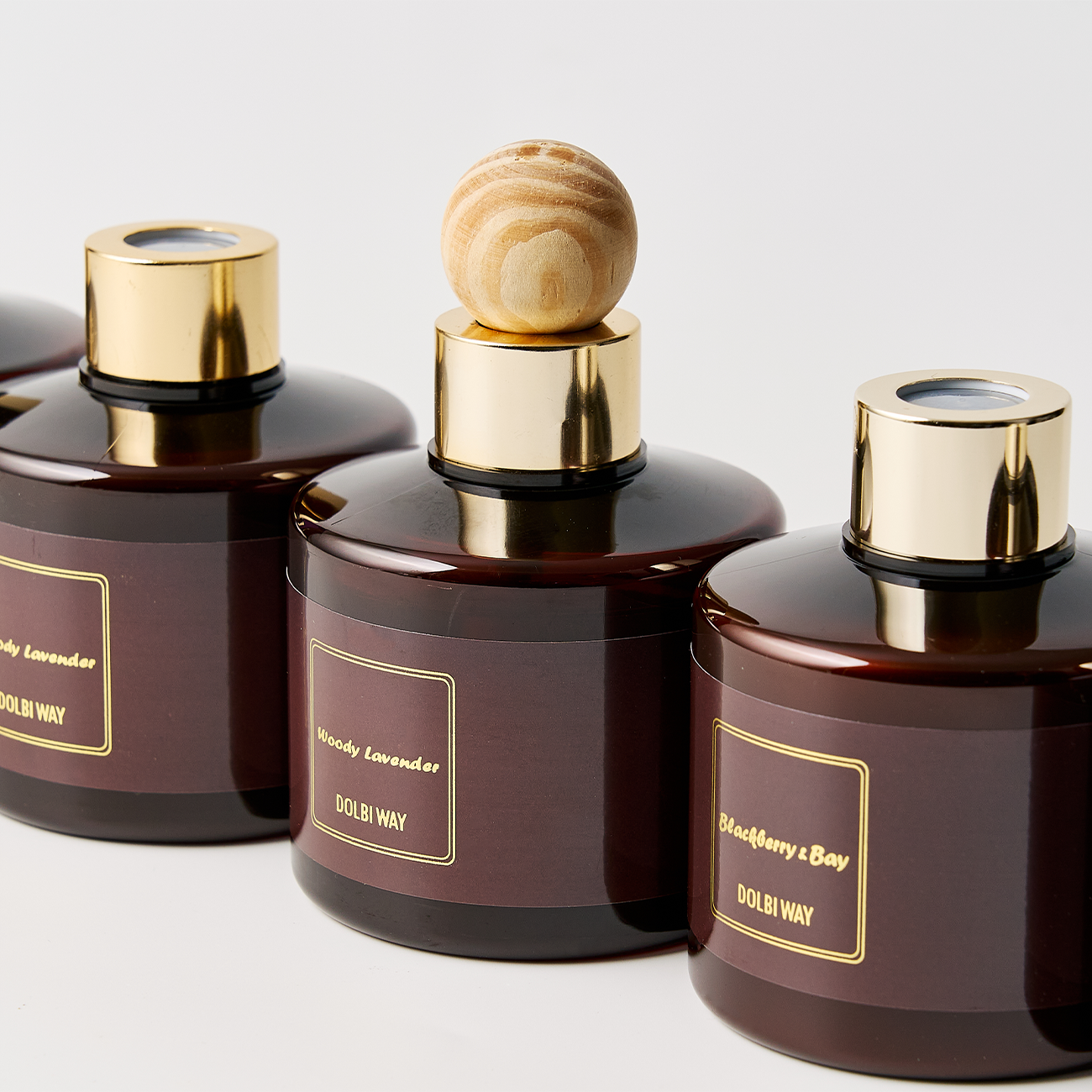 돌비웨이 도로시 차량용 가정용 디퓨저 대용량 200ml 1+1 고급 명품 자동차 방향제 - 메인 이미지