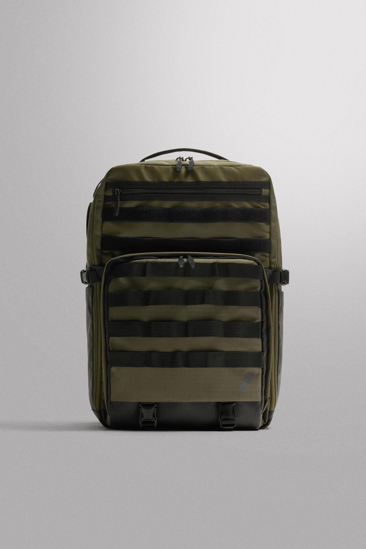 자라 테크니컬 아웃도어 백팩 다기능 3267/620 KHAKI GREEN - 메인 이미지