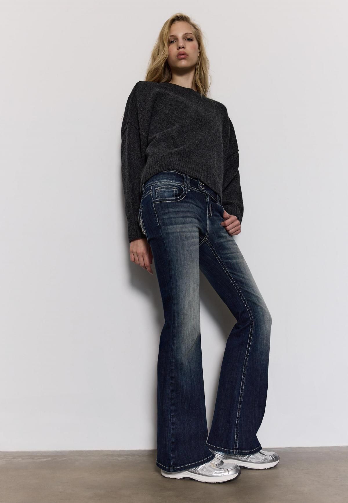 스트라디바리우스 데님 자수 포켓 플레어 청바지 7298/350 LIGHT GREY DENIM WASH - 상세 이미지 4