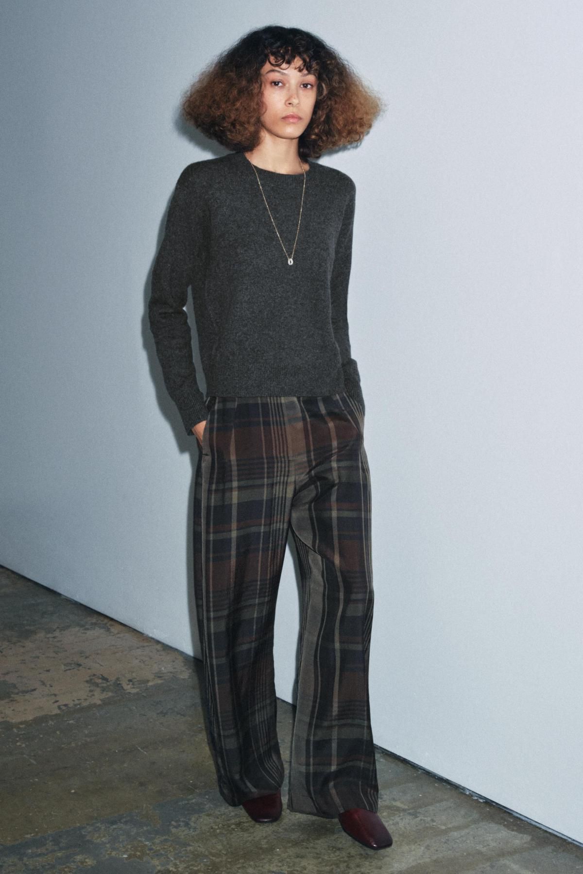 자라 프리미엄 캐시미어 라운드넥 니트 스웨터 2893/121 ANTHRACITE GREY - 상세 이미지 2