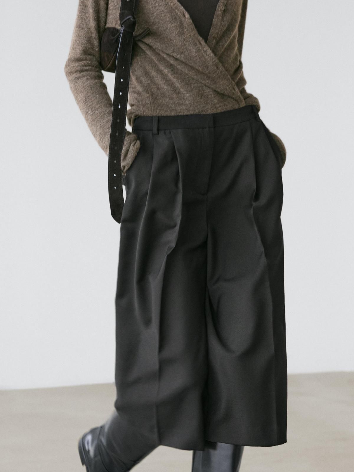 마시모두띠 프리미엄 울 롱 버뮤다 와이드 팬츠 5007/654 BLACK - 상세 이미지 3