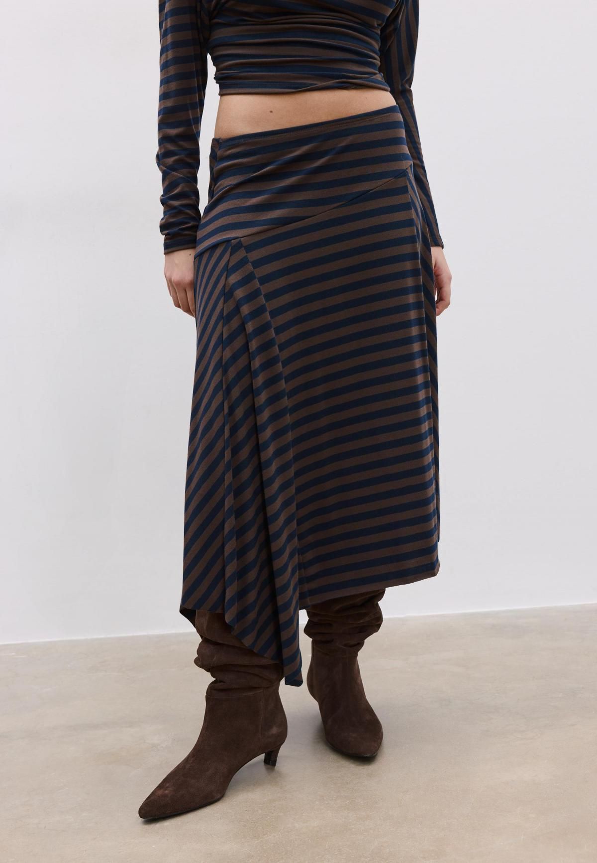 스트라디바리우스 스트라이프 비대칭 미디 스커트 7412/222 NAVY BLUE - 상세 이미지 5