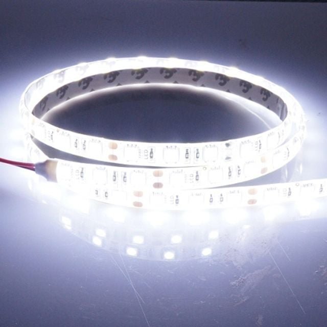 24V 차량용 고급형 5050 3칩 LED바 화이트LED 5M - 메인 이미지