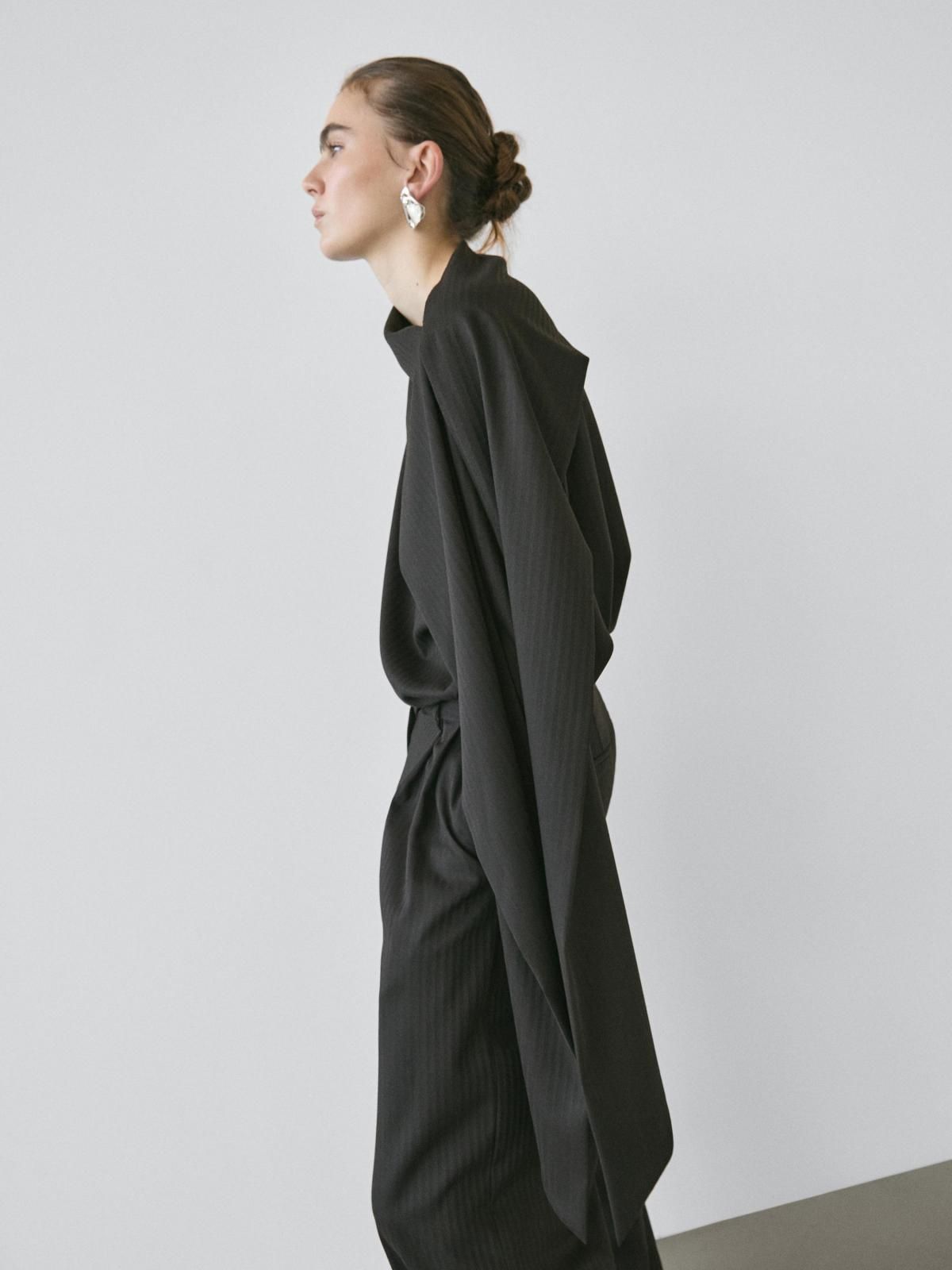 마시모두띠 스트라이프 케이프 블랙 블라우스 9303/951 BLACK - 상세 이미지 3