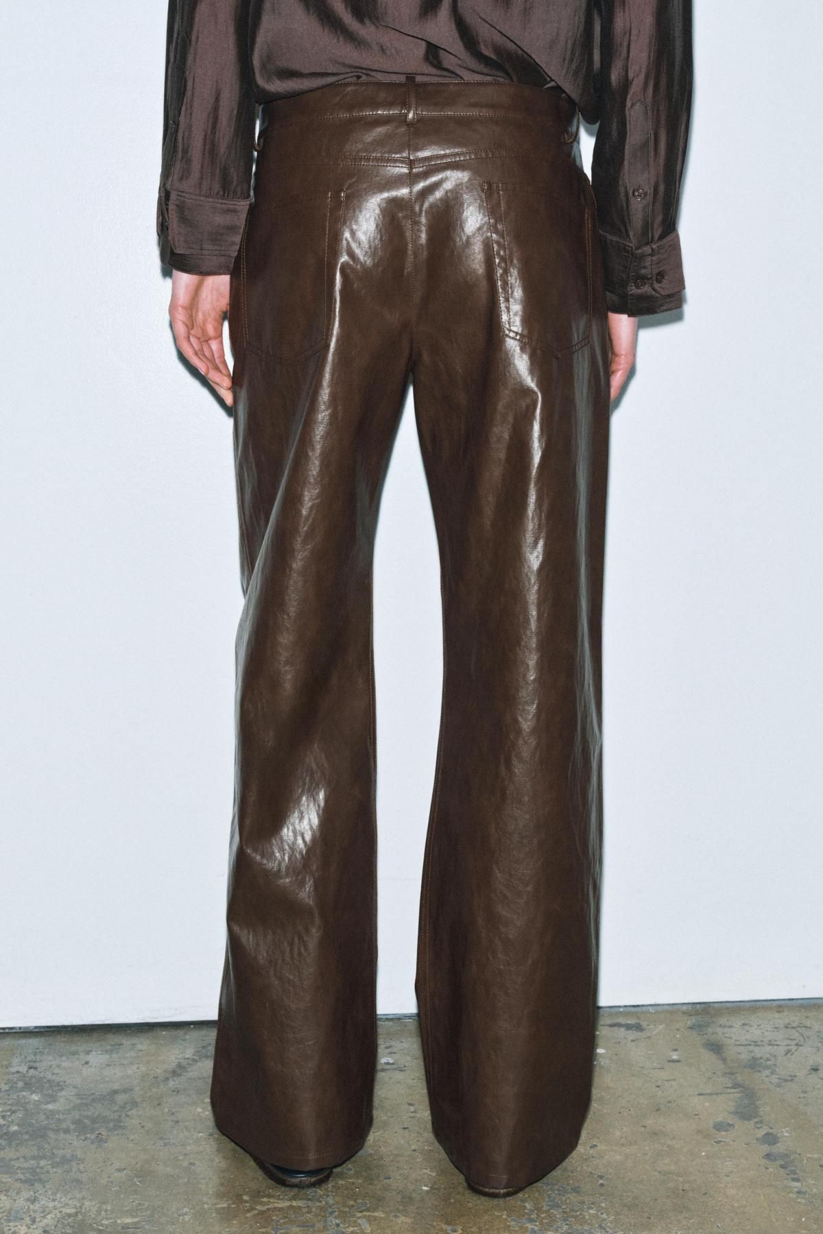 자라 페이크 레더 스트레이트 팬츠 브라운 5344/246 BROWN - 상세 이미지 3