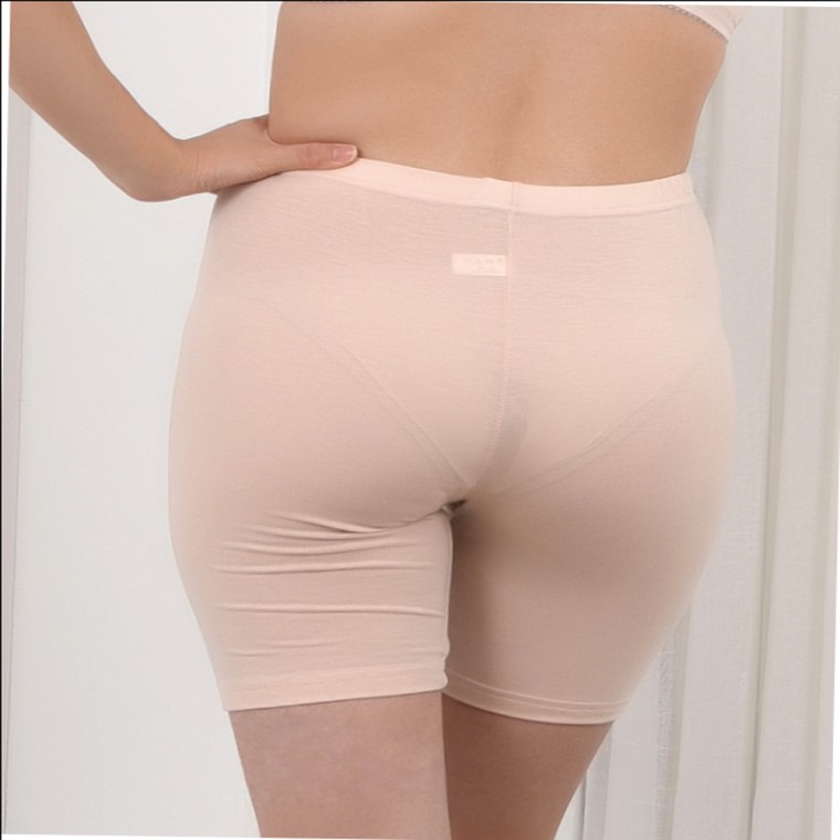 실크감촉 린다 가볍고 편안한 착용감 데일리 무지 5부 속바지 실크감촉으로 속반바지 - 상품 이미지