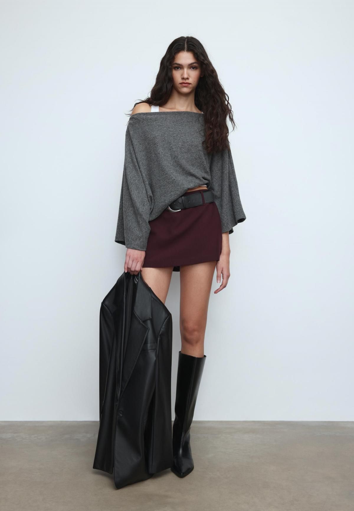 스트라디바리우스 그레이 보트넥 케이프 탑 2707/274 DARK GREY - 상세 이미지 4