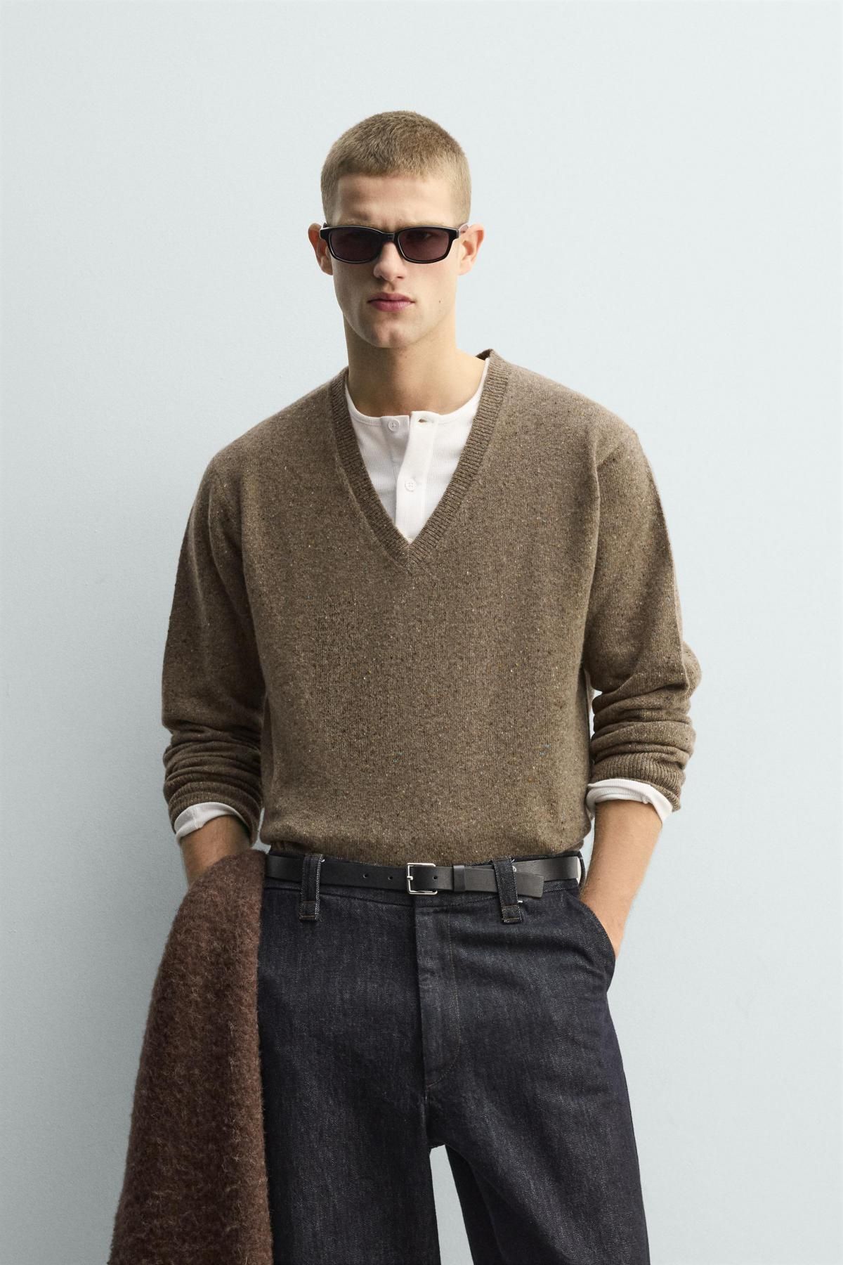 자라 브이넥 울 니트 스웨터 브라운 2893/369 BROWN / TAUPE - 상세 이미지 3
