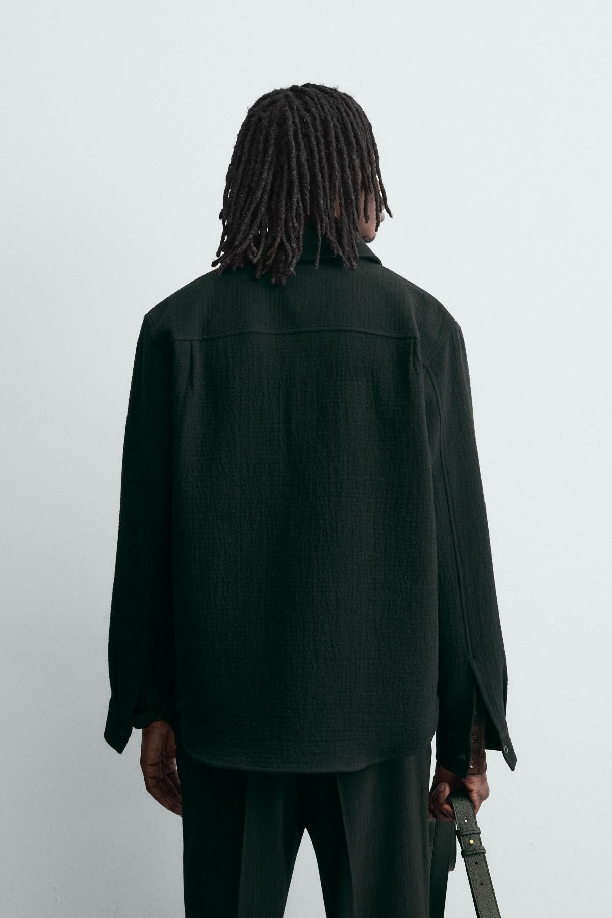 자라 텍스처 릴랙스핏 오버셔츠 블랙 4043/556 BLACK - 상세 이미지 4