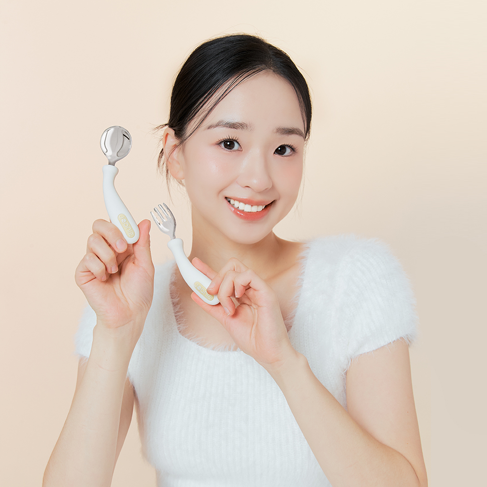 주니 휘어지는 스테인리스 자기주도 이유식 스푼 포크 수저세트 - 상세 이미지 3