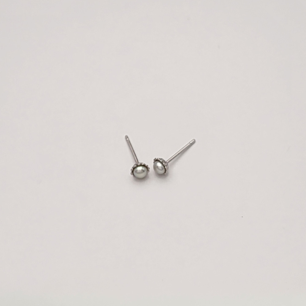 925실버 3mm 미니 진주 스터드 귀걸이 / 실리콘뒤침·가벼운착용감 데일리·알러지방지 - 상세 이미지 3