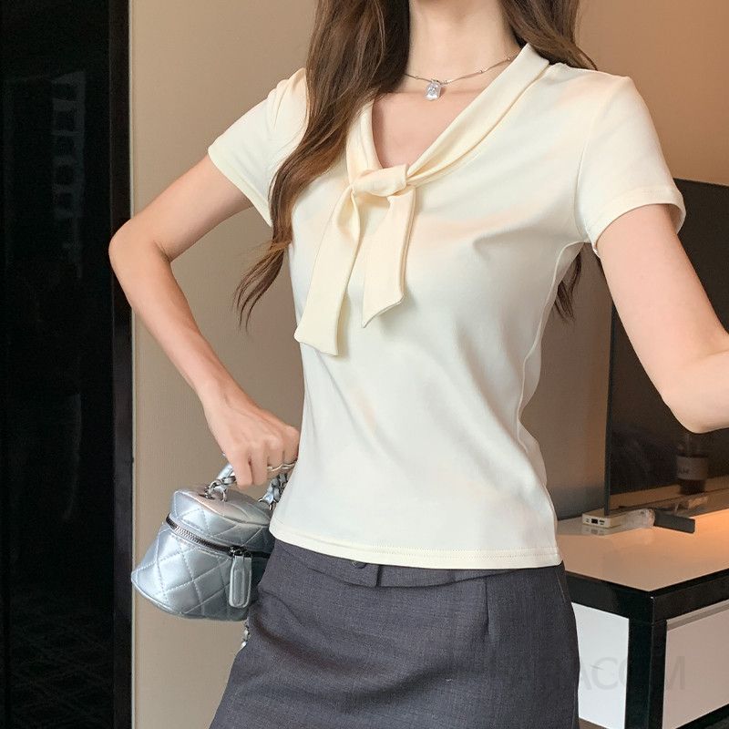 여성 슬림핏 V넥 반팔 티셔츠 여름 데일리 매력적인 착용감 활용도 높은 디자인 시원한 스타일 캐주얼 패션 외출용 - 상세 이미지 2