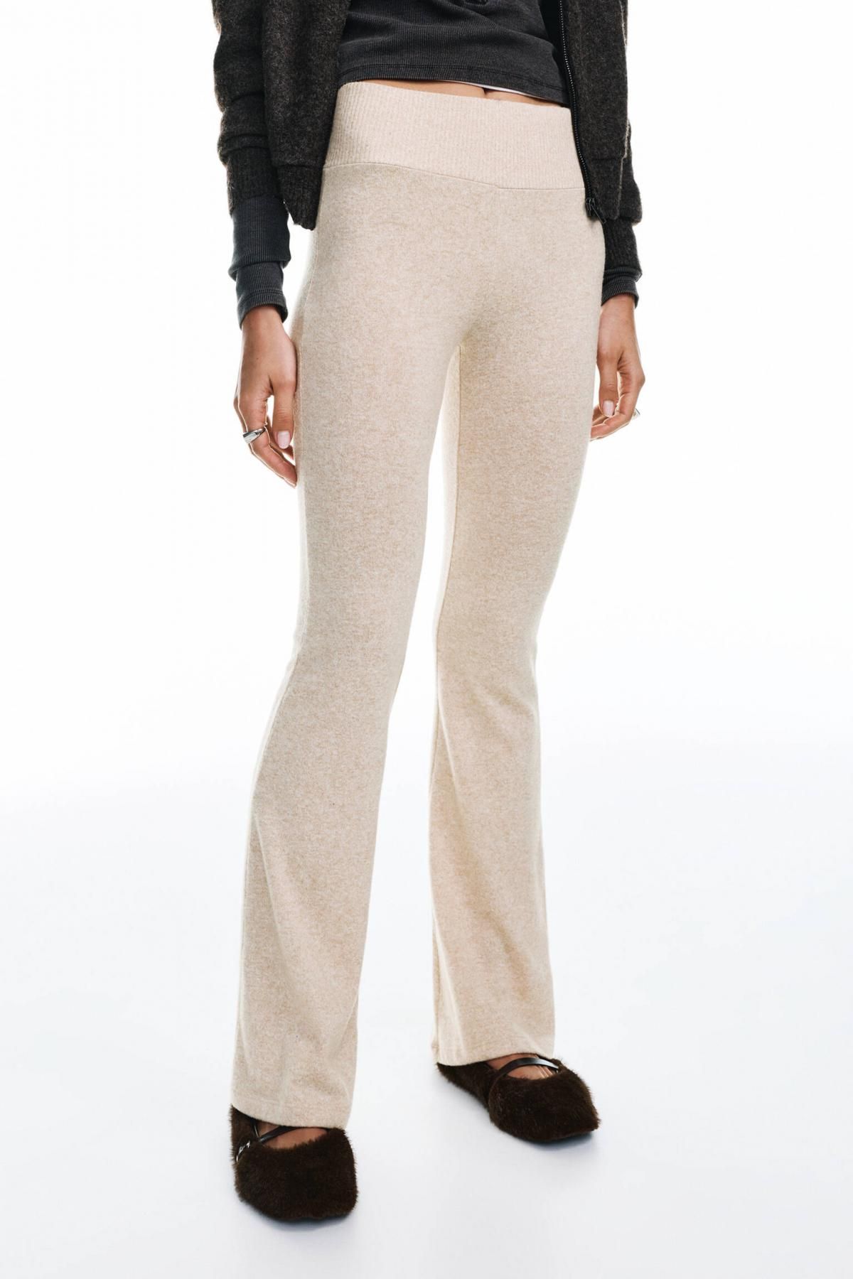 풀앤베어 소프트 니트 플레어 팬츠 3670/317 ECRU - 상품 이미지