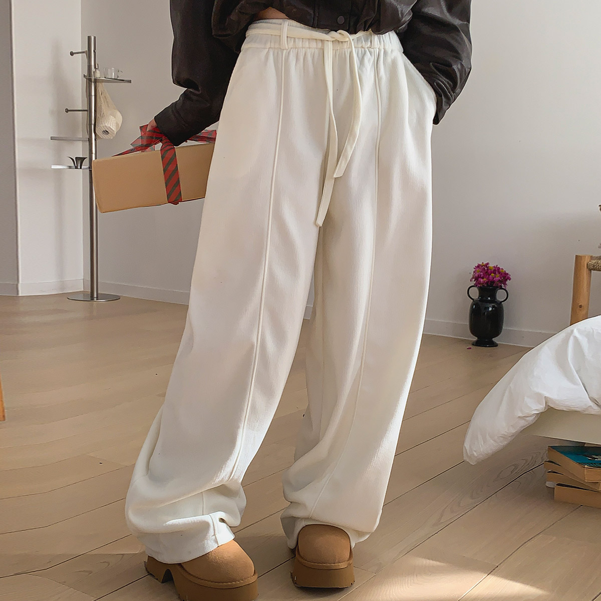 여성 와이드 기모 밴딩 팬츠 - 상세 이미지 2