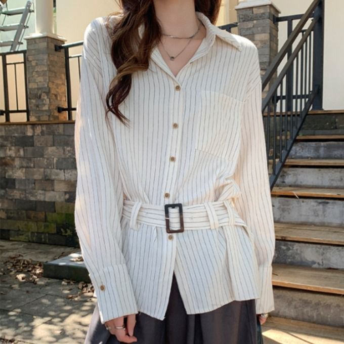 여성 루즈핏 스트라이프 긴팔 벨티드 셔츠 블라우스 카라넥 오피스 출근 데일리 데이트룩 가을 코디 - 상품 이미지