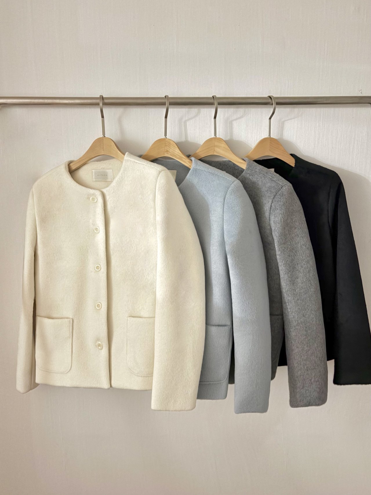 오버무드 겨울 두꺼운 라운드 노카라 울 30 혼방 하객룩 데이트룩 베이직 자켓 4color - 상세 이미지 4