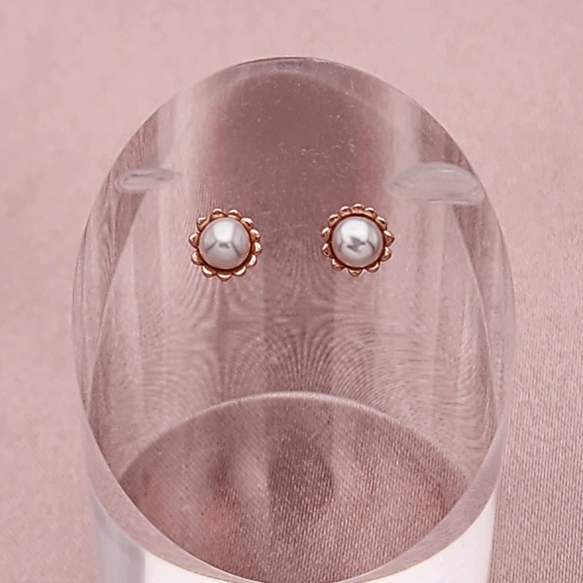 925실버 3mm 미니 진주 스터드 귀걸이 / 실리콘뒤침·가벼운착용감 데일리·알러지방지 - 상품 이미지