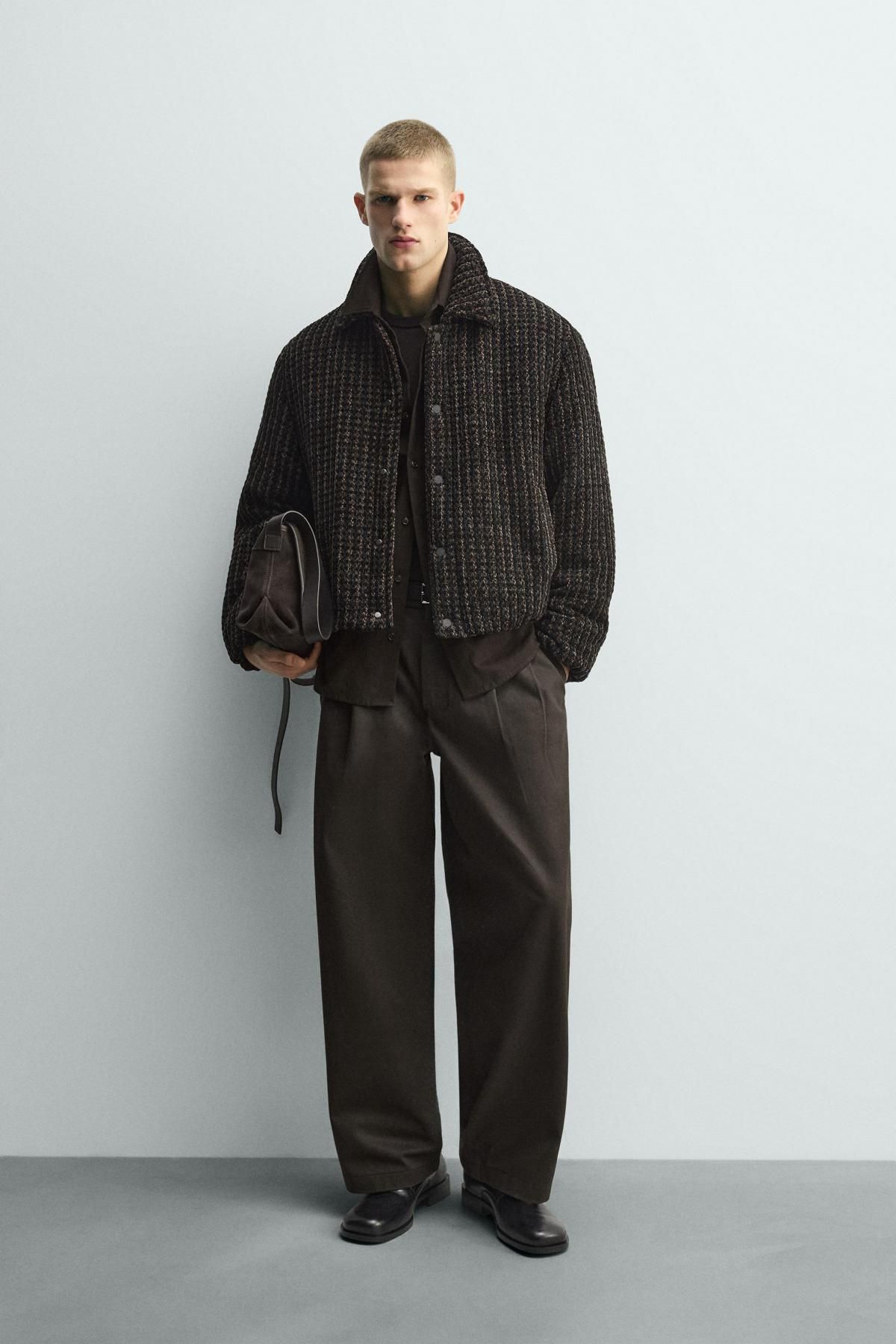 자라 벨루어 체크 텍스처 박시핏 재킷 3833/330 BLACK / BROWN - 상세 이미지 2