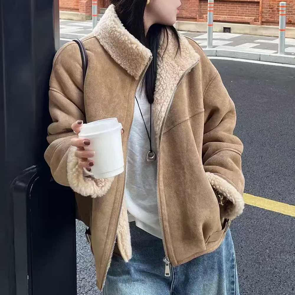 여성 양털100 숏 무스탕 자켓 겨울 베이지 집업 퍼자켓 데일리룩 - 상품 이미지