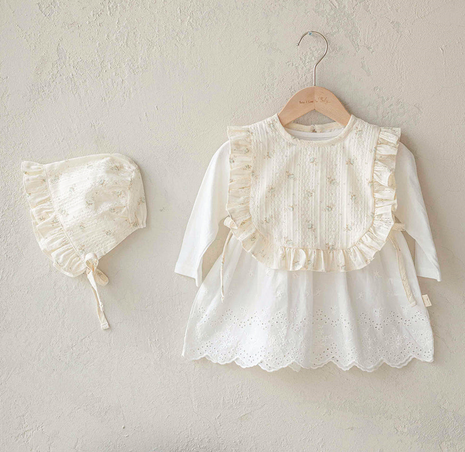 유럽풍 아기용품 빌리 미뉴엣 프릴 턱받이 & 보넷 아기모자 빕 신생아룩 출산선물