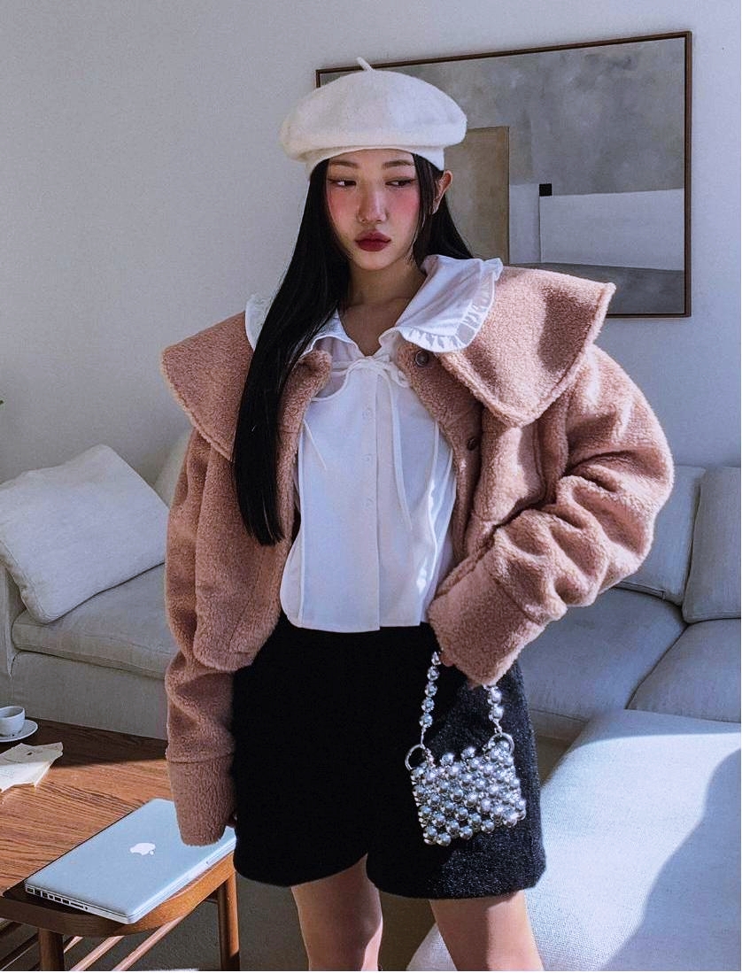 세일러카라 누빔안감 세미 크롭 점퍼 - 상품 이미지