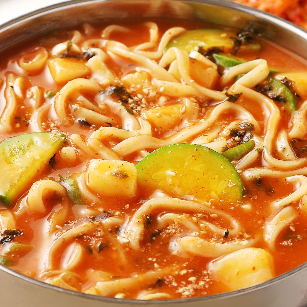 [푸딩팩토리] 푸딩프렙 강릉식 얼큰 장칼국수 400g  특제 소스로 풍부하고 진한 국물 - 상세 이미지 3