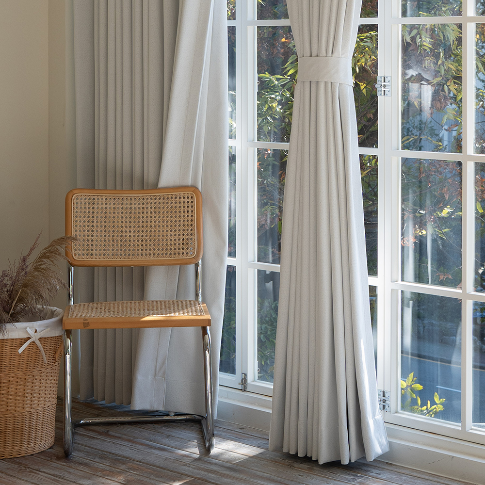 아라크네 디에르 100% 암막커튼 방한방풍 형상기억 거실 핀형 150x200