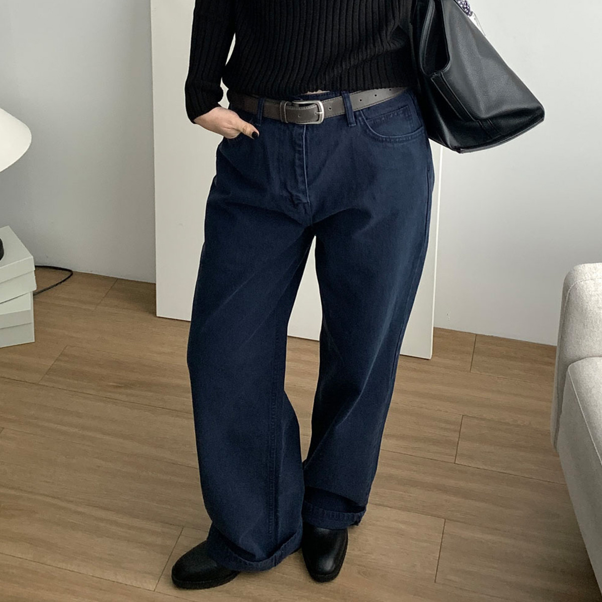 인디고 데님 컬러 일자핏데님 웨어링무드 - 상품 이미지