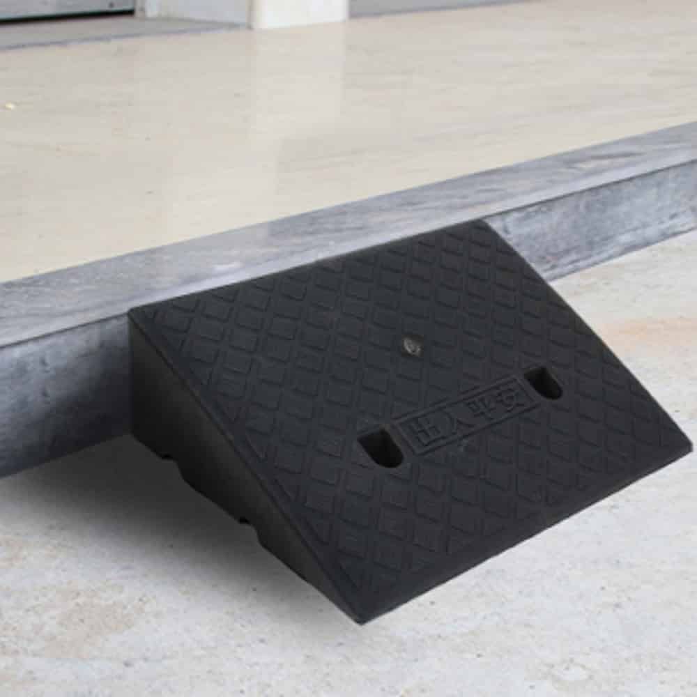 휠체어경사판 휠체어경사로 휠체어 진입판 블랙 - 상품 이미지