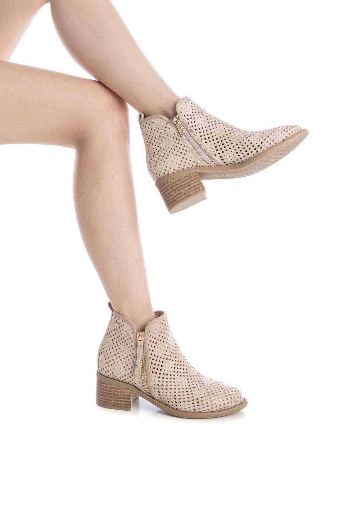 엑스티아이 베이지 펀칭 스웨이드 앵클부츠 9961245 BEIGE - 상세 이미지 2