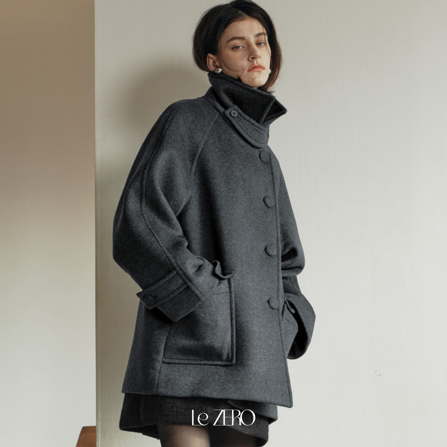 [제로스트릿][2컬러] 르제로 사이드 버튼 포인트 울 코트 LeZERO SIDE BUTTON POINT WOOL COAT - 상세 이미지 2