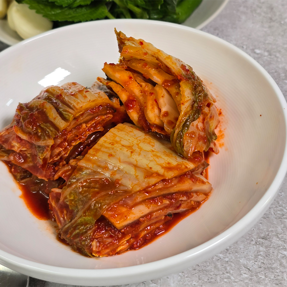 HACCP 국내산 포기김치(국산 재료) 아삭칼칼 밥도둑 김치 1kg - 상세 이미지 5